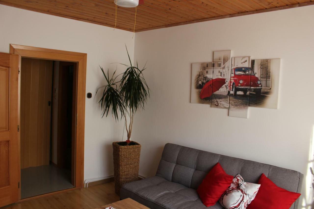 Appartement "Blumengassl" メルビッシュ・アム・ゼー エクステリア 写真